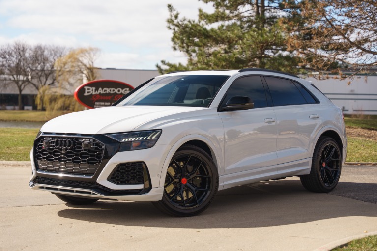 2024 Audi RS Q8 -'s photo