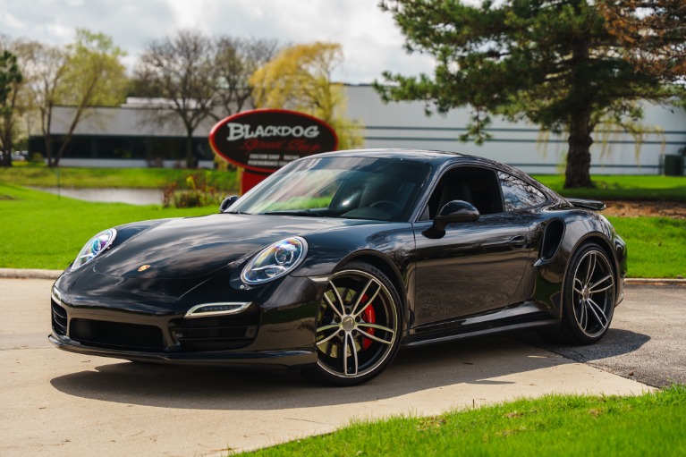 2015 Porsche 911 Turbo Coupe's photo